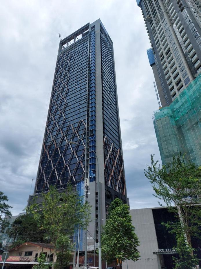 Scarletz Suites Klcc By Gc Luxury Suites 쿠알라룸푸르 외부 사진