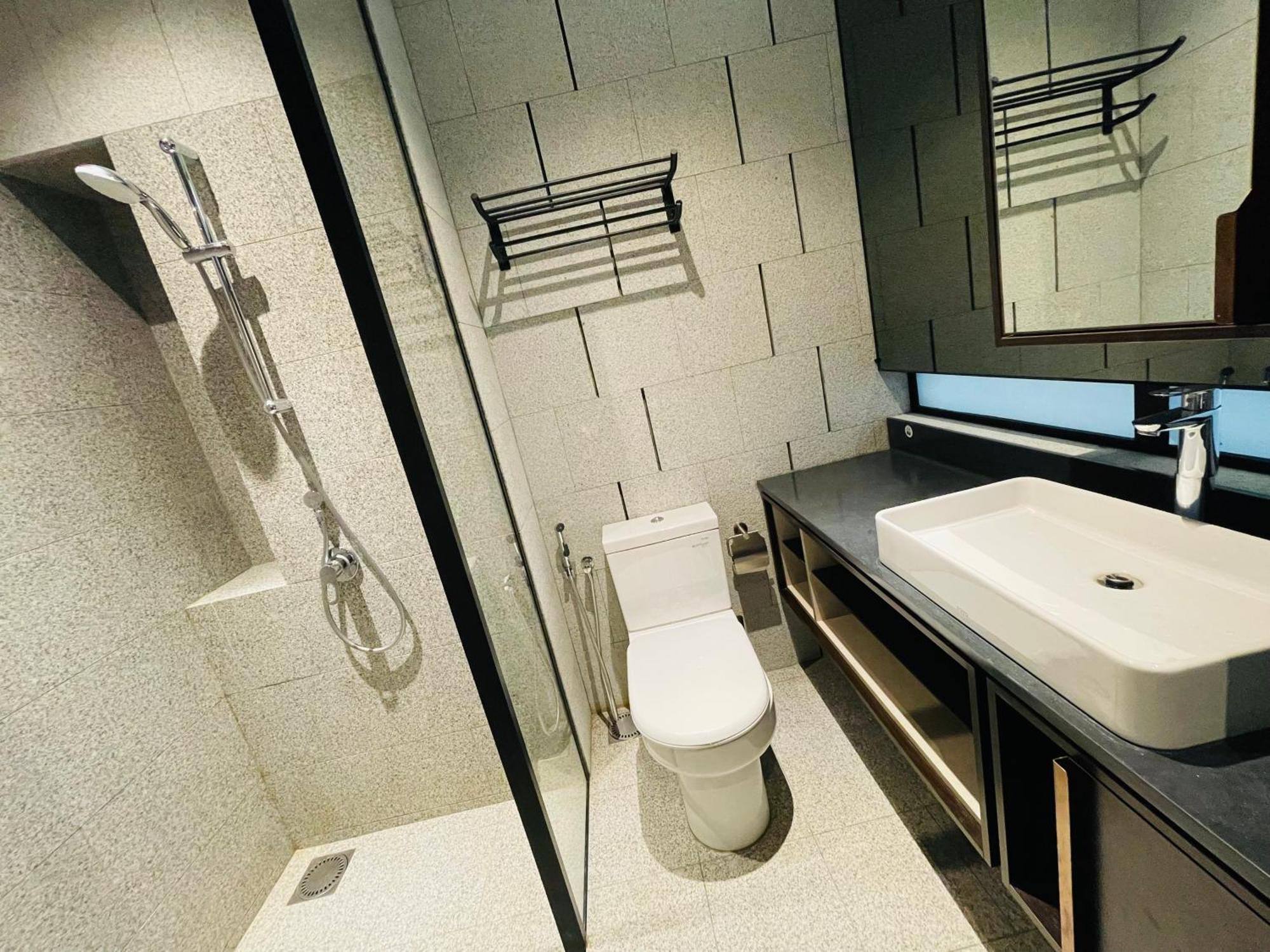 Scarletz Suites Klcc By Gc Luxury Suites 쿠알라룸푸르 외부 사진