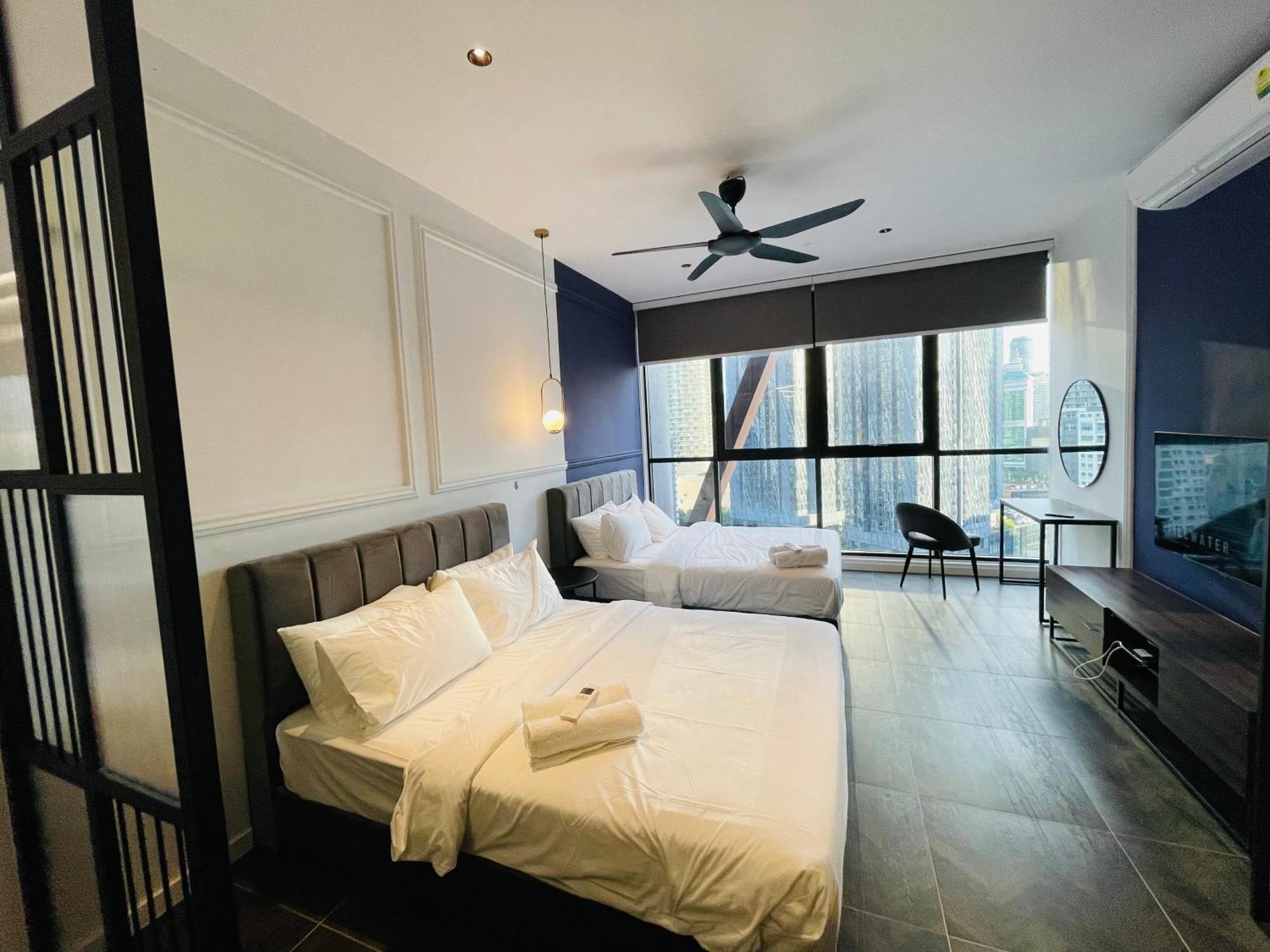 Scarletz Suites Klcc By Gc Luxury Suites 쿠알라룸푸르 외부 사진