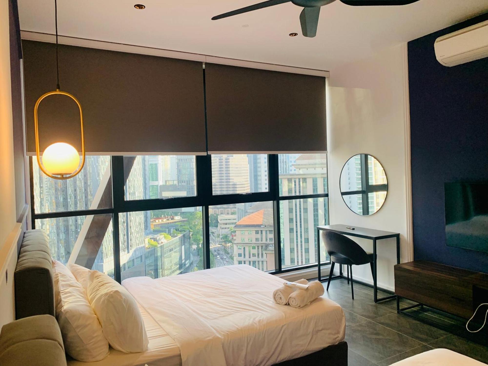 Scarletz Suites Klcc By Gc Luxury Suites 쿠알라룸푸르 외부 사진