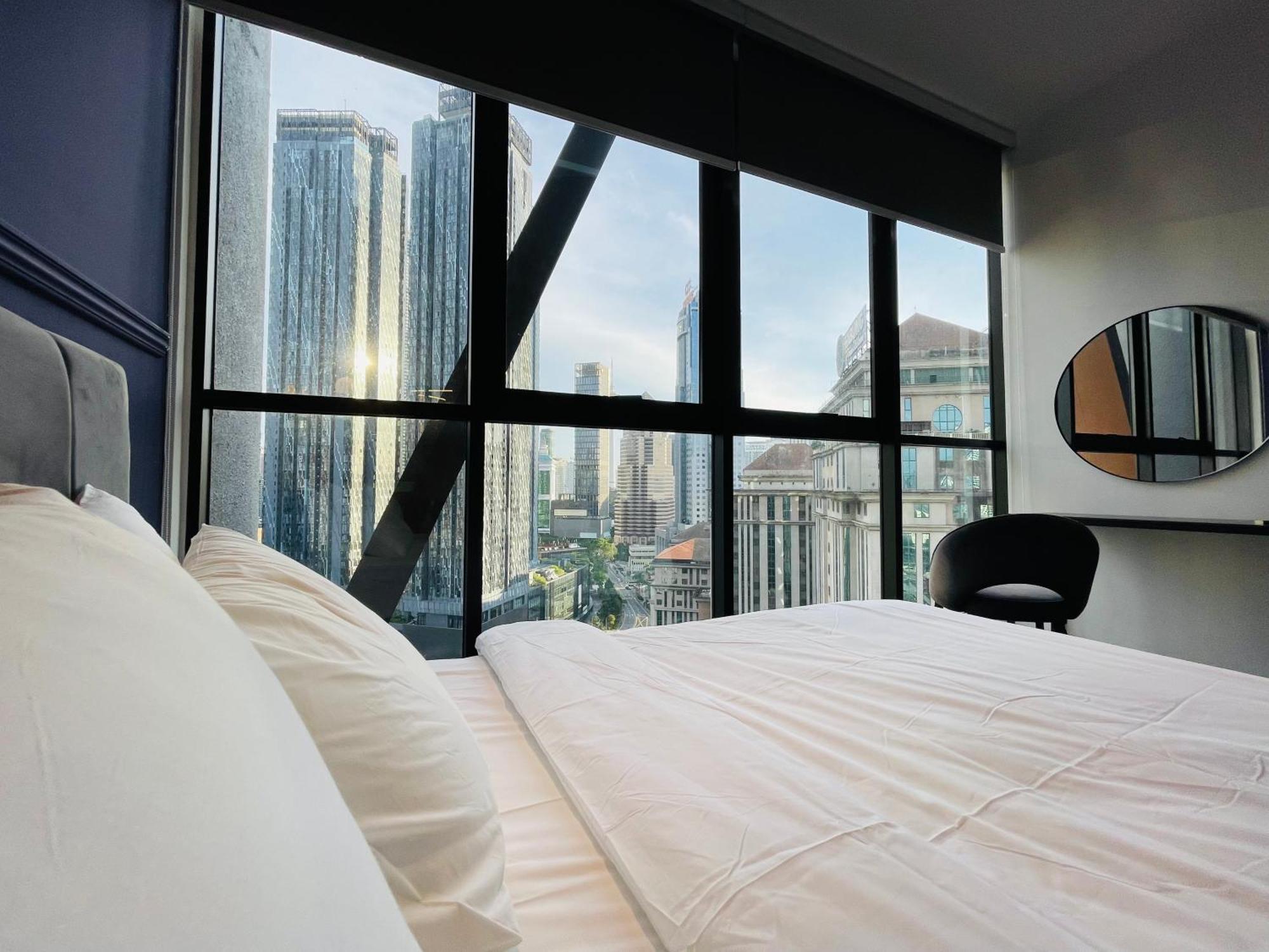 Scarletz Suites Klcc By Gc Luxury Suites 쿠알라룸푸르 외부 사진